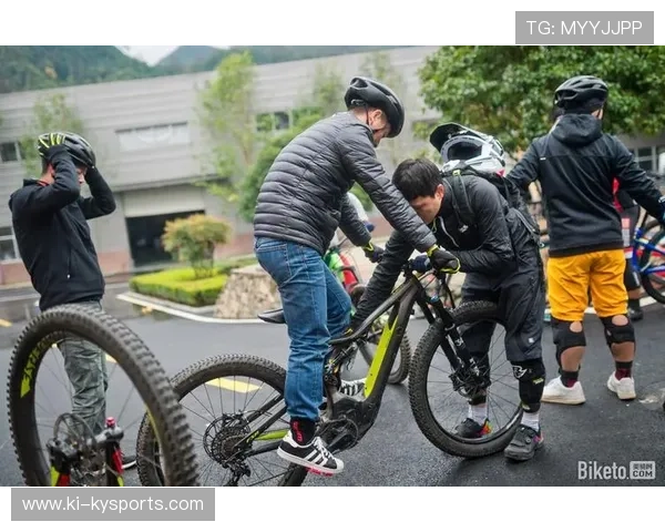 自行车训练营扩大青少年招生规模，自行车训练场